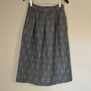 VINTAGE Carlisle Wool Cashmere Skirt Size 8 Knee Length Quiet Luxury Academia